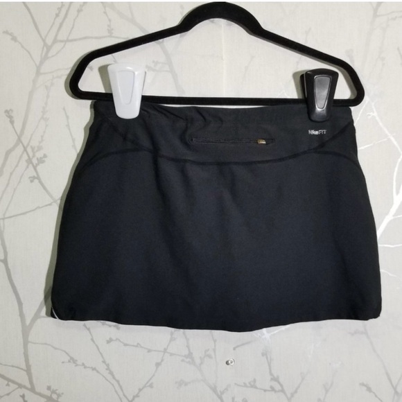 Nike Fit Dry Black Athletic Mini Skort w/ Reflective Strips - Picture 2 of 3